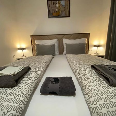 Akacfa Boutique Apartment บูดาเปสต์ ภายนอก รูปภาพ