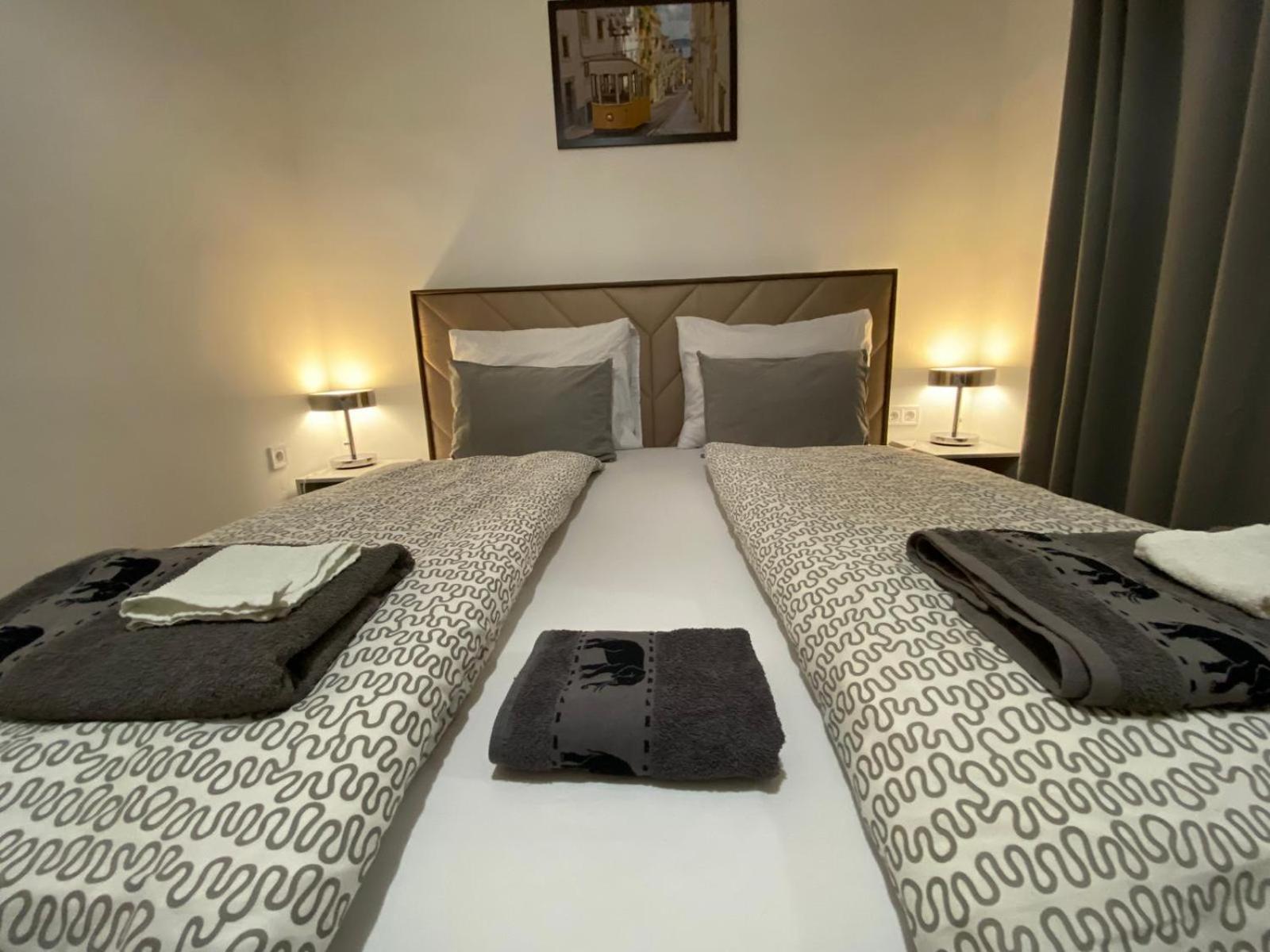 Akacfa Boutique Apartment บูดาเปสต์ ภายนอก รูปภาพ